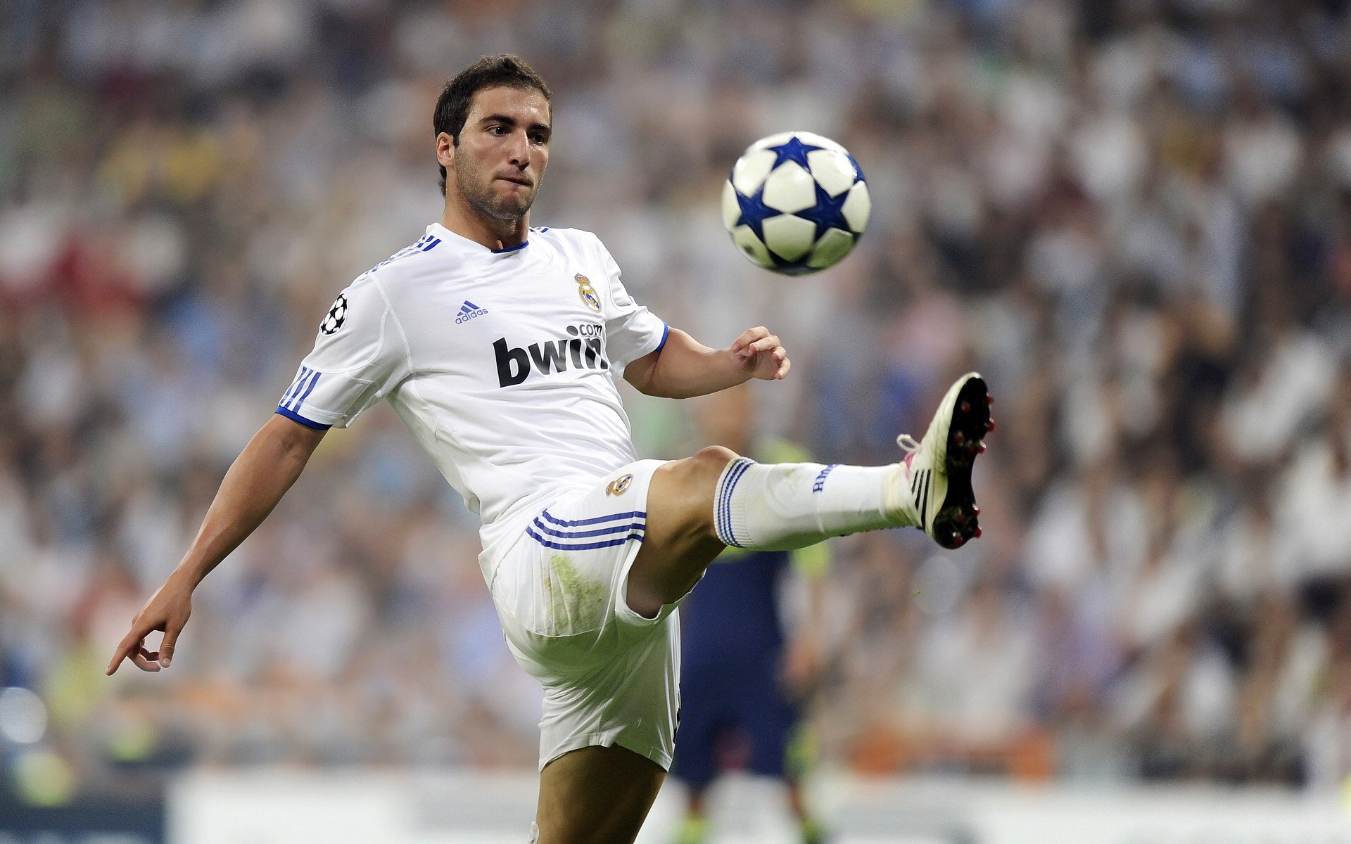 马竞主场2-0战胜赫塔费,继续领跑西甲积分榜,马竞 西甲