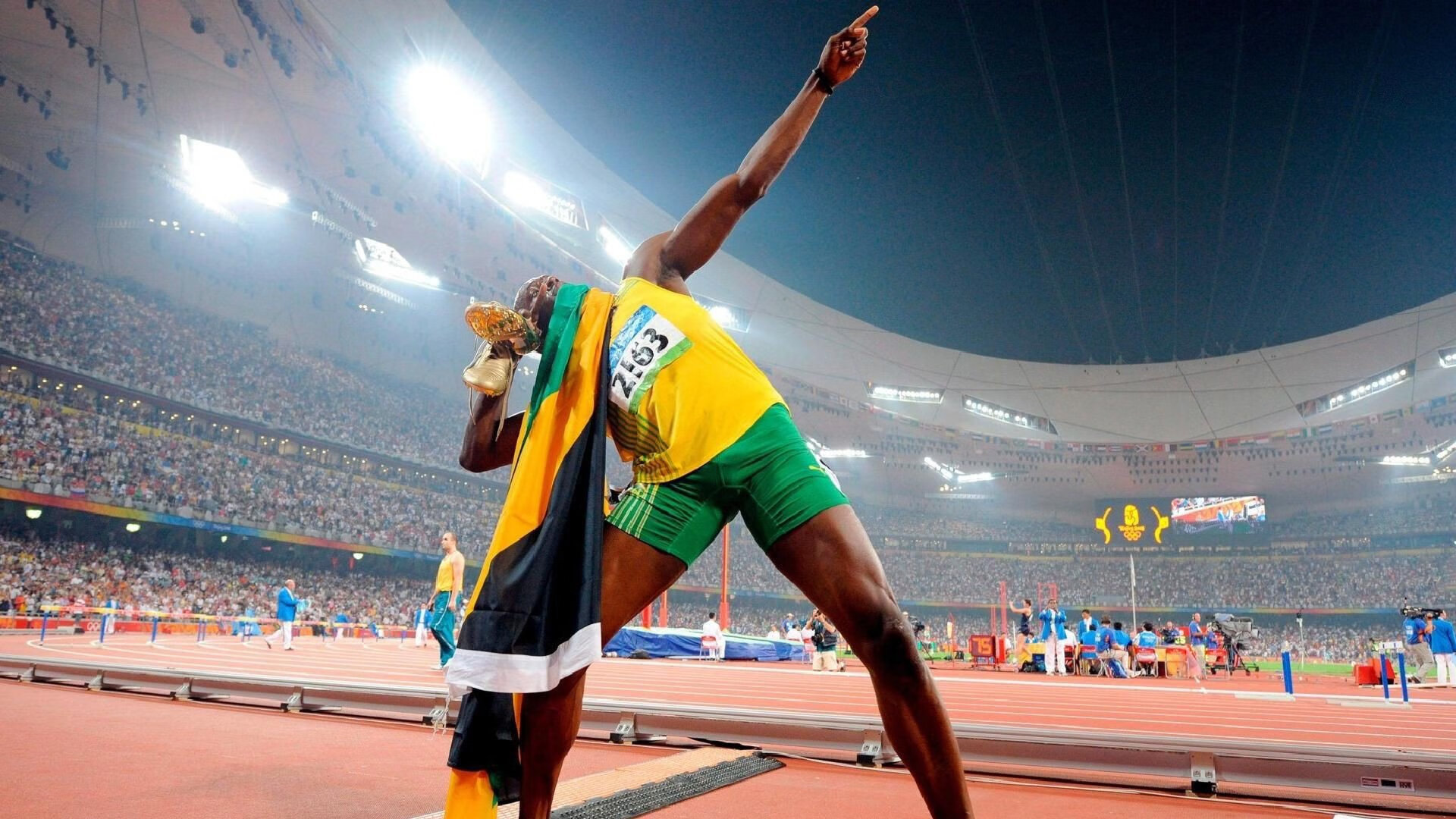 塔特的突破与传球，帮助袋鼠队连续赢得关键比赛